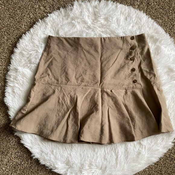 Zara Dresses & Skirts - Zara Mini Skirt Shorts Underneath Womens Size XL
